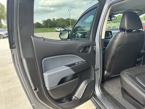 Used 2021 Chevrolet Colorado Z71 w/ Safety Package AWD/4WD image 37