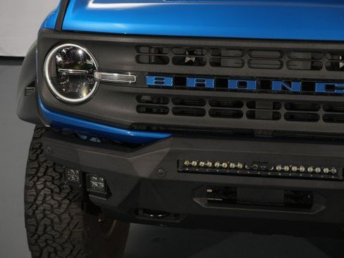 Used 2022 Ford Bronco 4-Door w/ Sasquatch Package AWD/4WD image 7