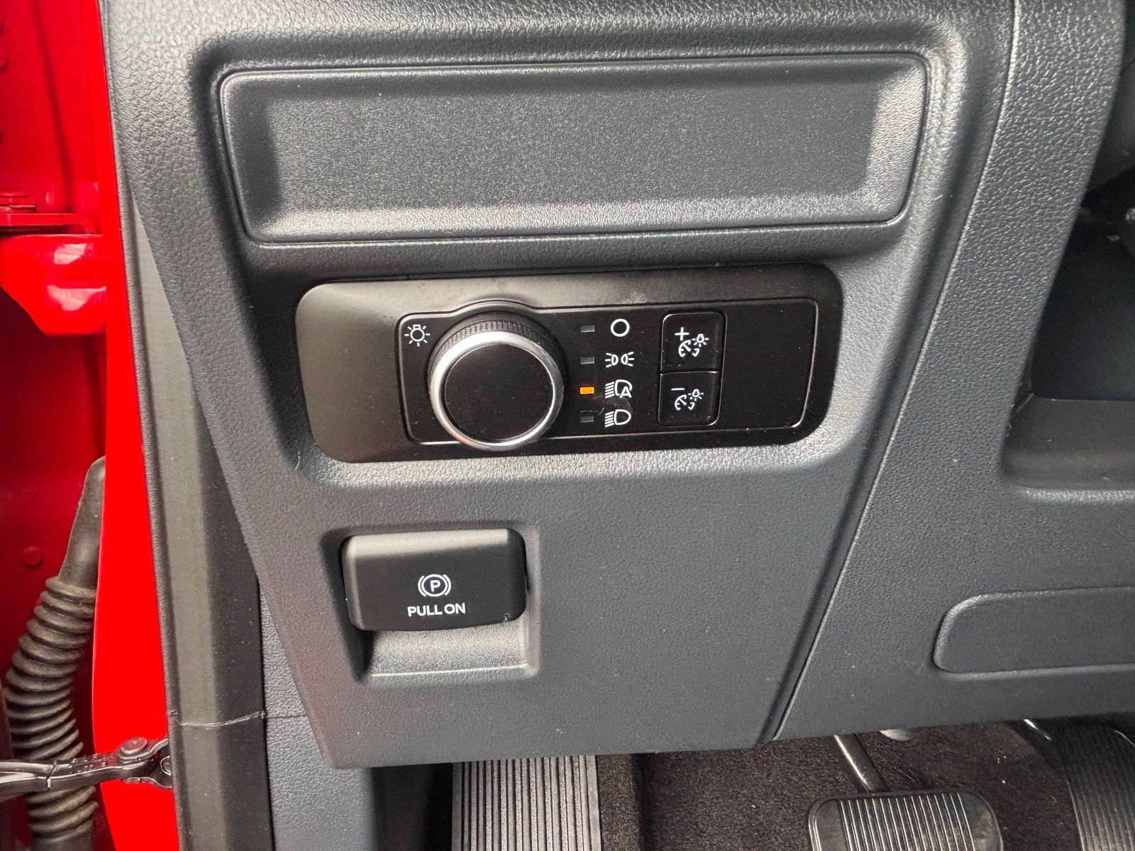 Used 2023 Ford Expedition XLT RWD image 25