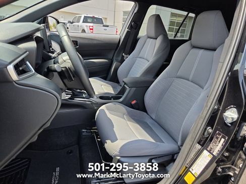 Used 2024 Toyota Corolla Cross AWD Hybrid image 9