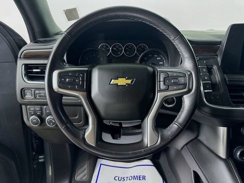Used 2022 Chevrolet Suburban LS AWD/4WD image 12