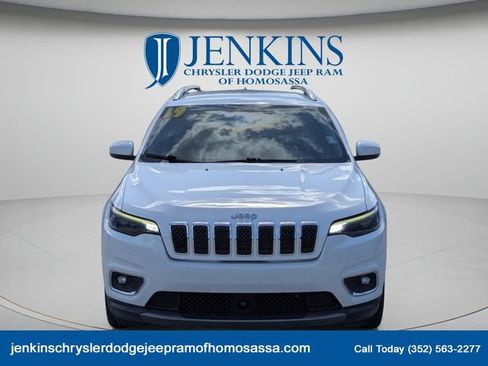 Used 2019 Jeep Cherokee Limited w/ Technology Group FWD image 15