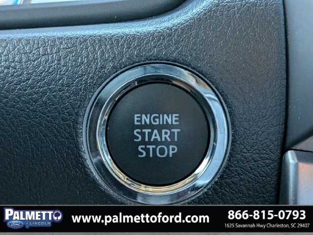 Used 2024 Toyota 4Runner Limited AWD/4WD image 28