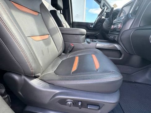 Used 2021 GMC Sierra 2500 AT4 w/ AT4 Premium Plus Package AWD/4WD image 5