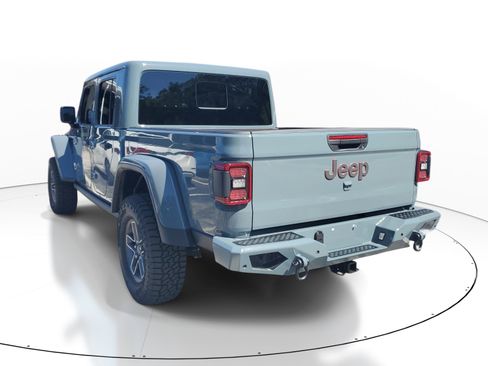 Used 2025 Jeep Gladiator Mojave AWD/4WD image 3