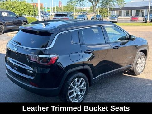 Used 2022 Jeep Compass Latitude AWD/4WD image 6