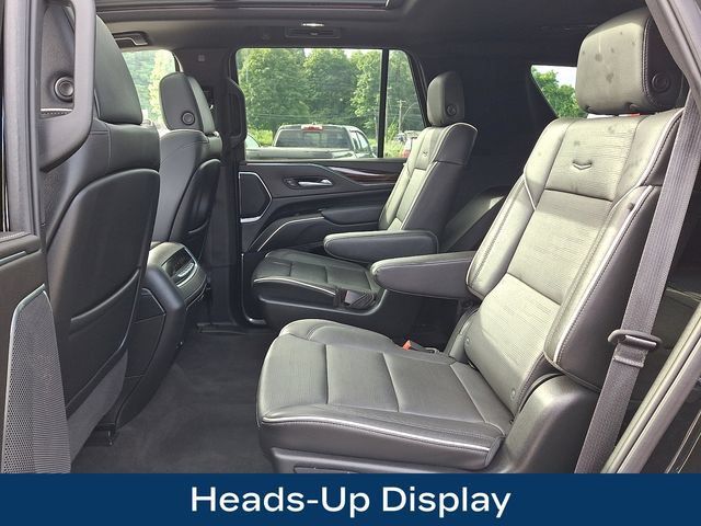 Used 2024 Cadillac Escalade Premium Luxury w/ Performance Package AWD/4WD image 18