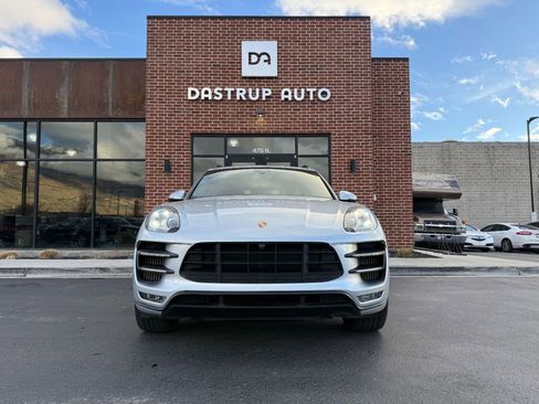 Used 2018 Porsche Macan Turbo w/ Premium Package Plus image 2