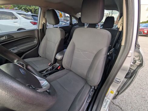 Used 2018 Ford Fiesta SE image 16