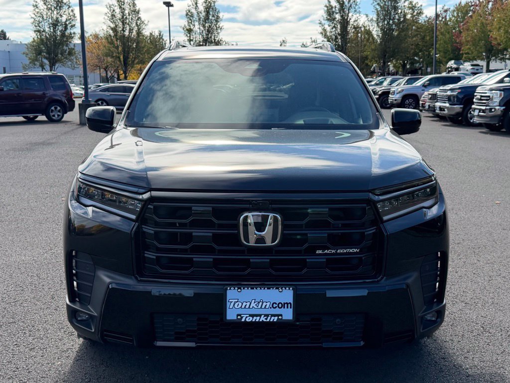 New 2026 Honda Pilot Black Edition image 3