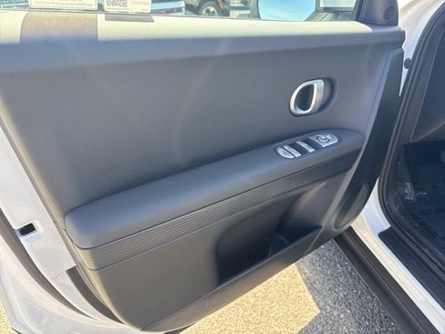 Used 2024 Hyundai Ioniq 5 SEL RWD image 17
