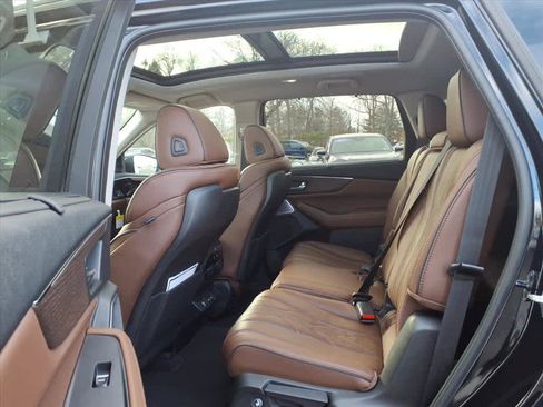 Certified 2026 Acura MDX w/Advance Package image 13