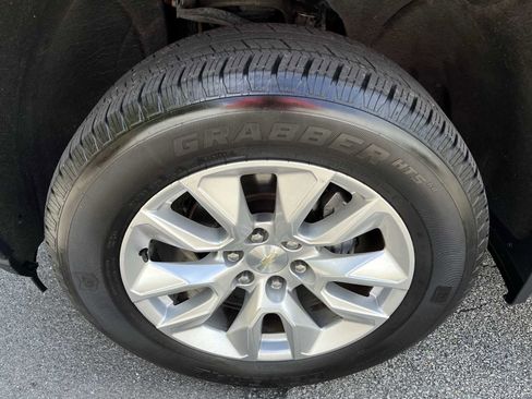 Certified 2020 Chevrolet Silverado 1500 Custom w/ Custom Value Package image 30