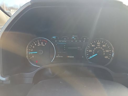 Used 2018 Ford F150 Lariat w/ Equipment Group 502A Luxury image 11