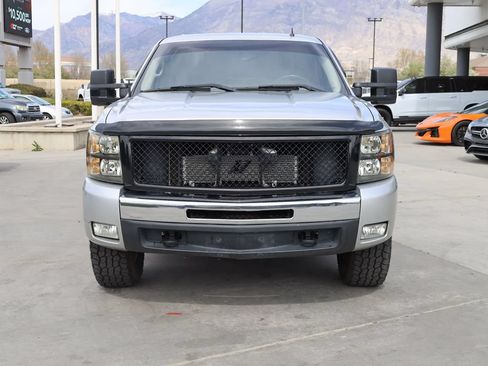 Used 2011 Chevrolet Silverado 1500 LT w/ All-Star Edition AWD/4WD image 9