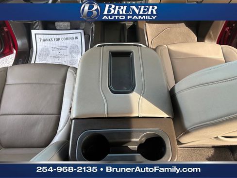 Used 2022 GMC Sierra 1500 SLT image 23