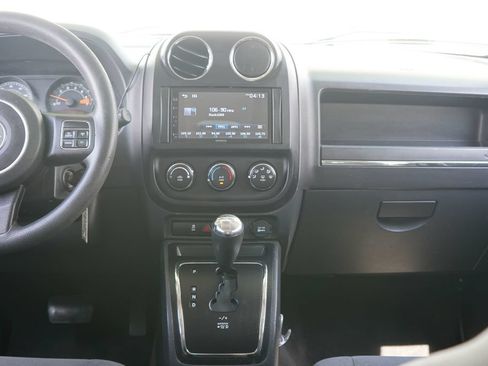 Used 2015 Jeep Patriot Sport w/ Power Value Group FWD image 21