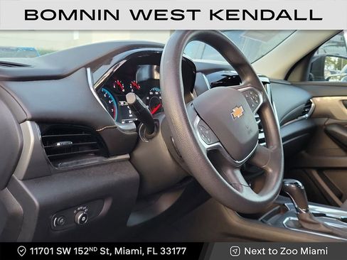 Used 2020 Chevrolet Traverse LS image 9