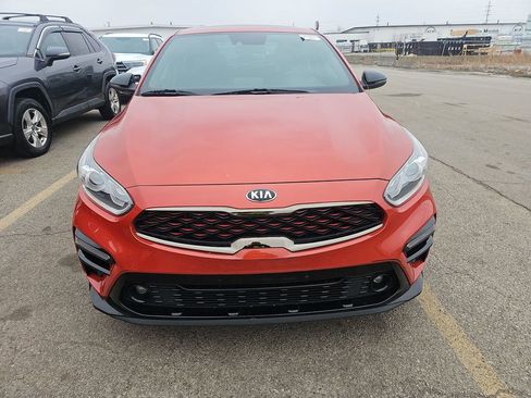 Used 2021 Kia Forte GT-Line w/ GT-Line Premium Package image 2