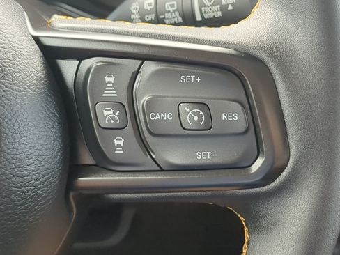 Used 2024 Jeep Wrangler Unlimited Sport AWD/4WD image 23