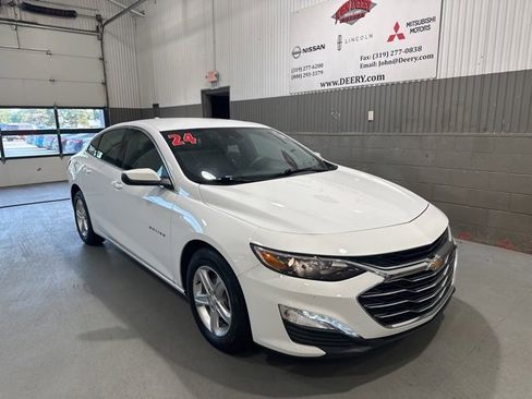 Used 2024 Chevrolet Malibu LT image 1