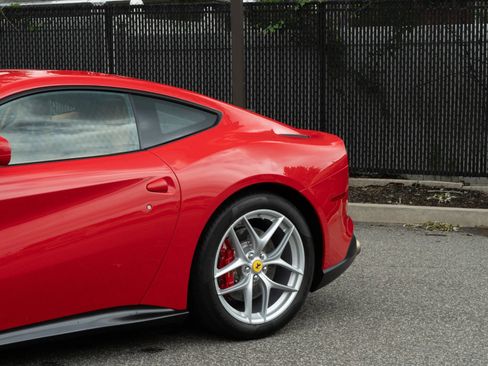 Used 2017 Ferrari F12 Berlinetta RWD image 55