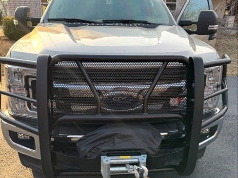 Used 2018 Ford F250 XLT w/ XLT Value Package image 2