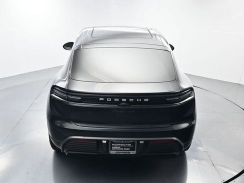 Certified 2025 Porsche Macan 4S Electric image 40