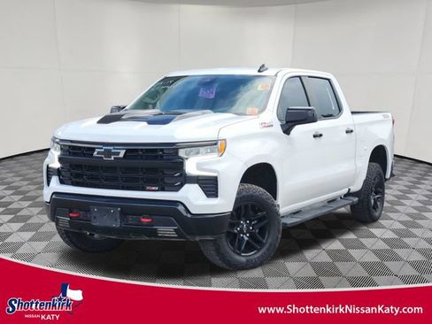 Used 2024 Chevrolet Silverado 1500 LT Trail Boss w/ Protection Package AWD/4WD image 1
