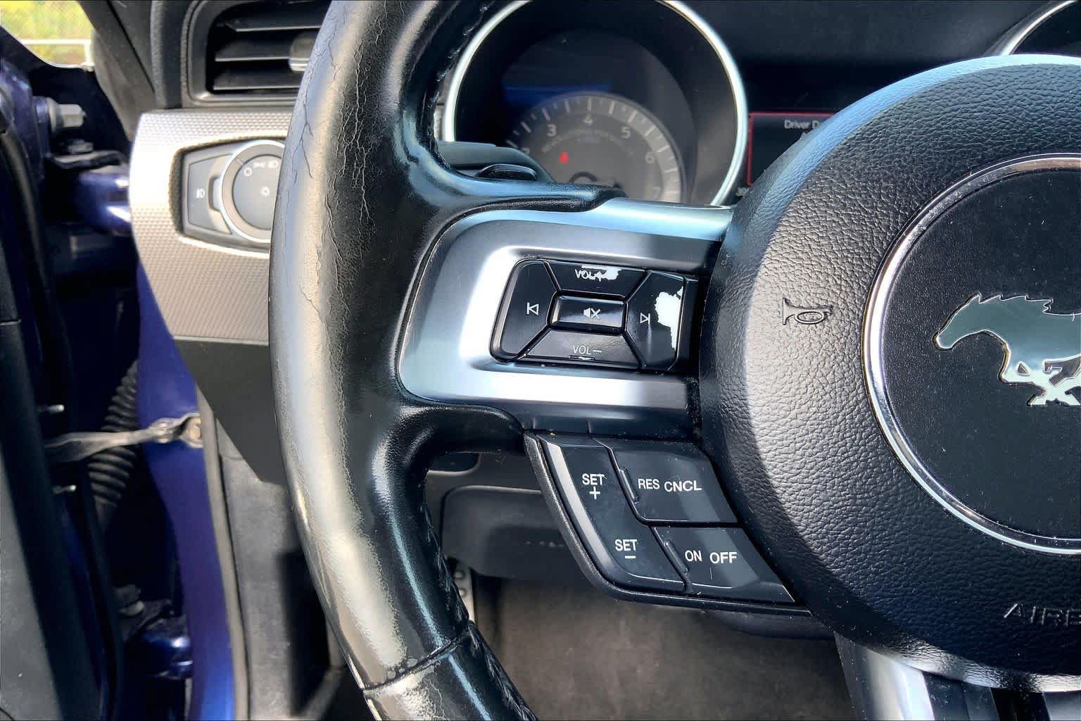 Used 2019 Ford Mustang GT w/ Black Accent Package RWD image 23