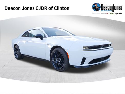 Used 2024 Dodge Charger Daytona R/T w/ Plus Group AWD/4WD image 1