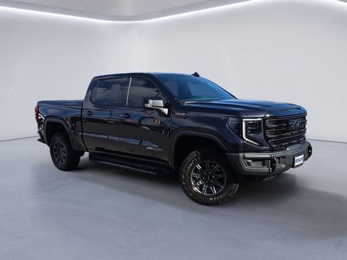 Used 2024 GMC Sierra 1500 AT4X image 2