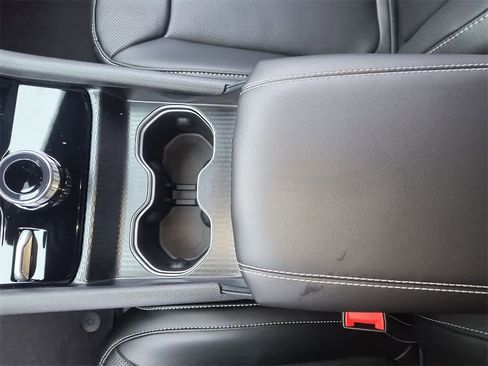 New 2025 Jeep Grand Cherokee Limited image 21