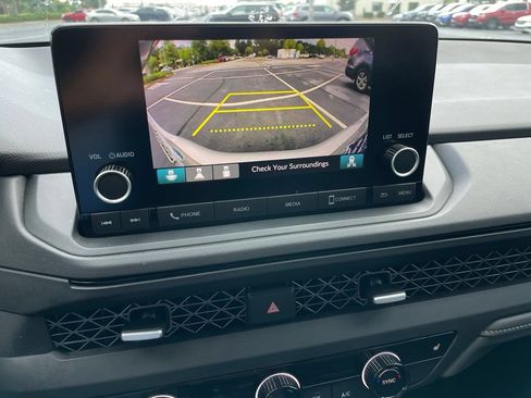Used 2025 Honda Accord SE image 10