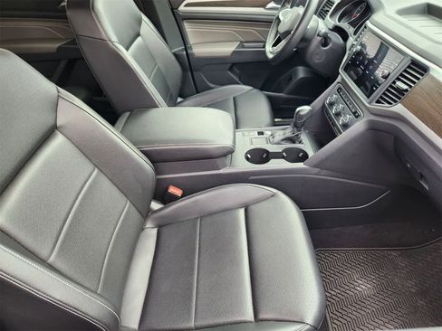 Used 2021 Volkswagen Atlas SE image 14
