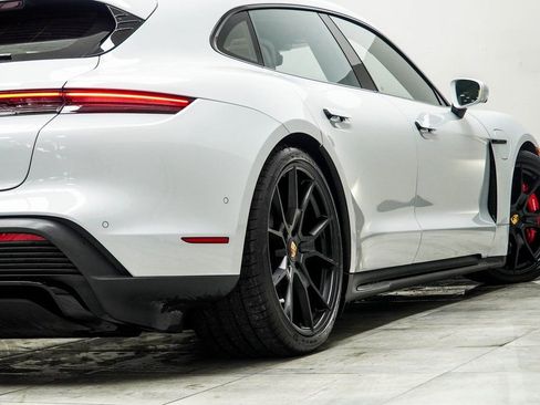 Used 2023 Porsche Taycan GTS w/ Premium Package image 19