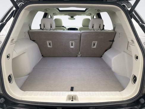 Used 2020 GMC Terrain Denali w/ Denali Premium Package FWD image 24