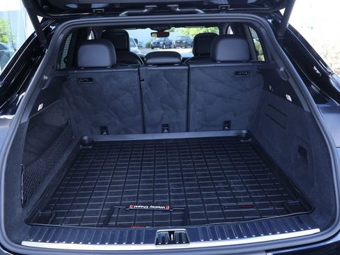 Used 2026 Porsche Cayenne Coupe image 16