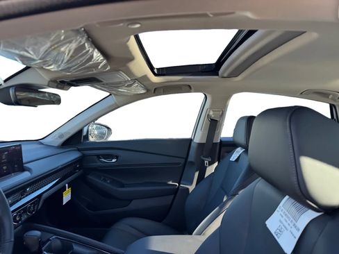 New 2025 Honda Accord EX-L image 12