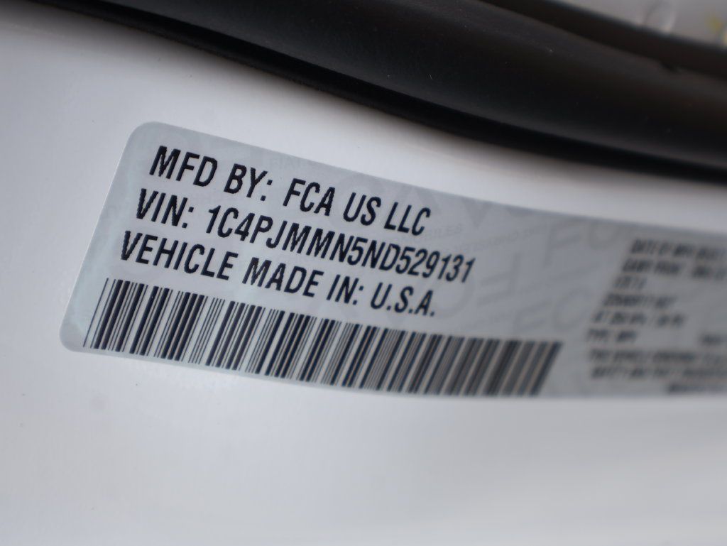 Used 2022 Jeep Cherokee Latitude Lux AWD/4WD image 41