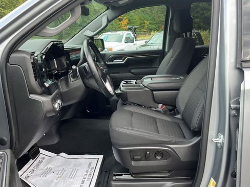 Used 2023 GMC Sierra 1500 Elevation AWD/4WD image 9