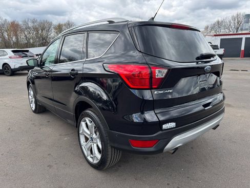 Used 2019 Ford Escape Titanium AWD/4WD image 3