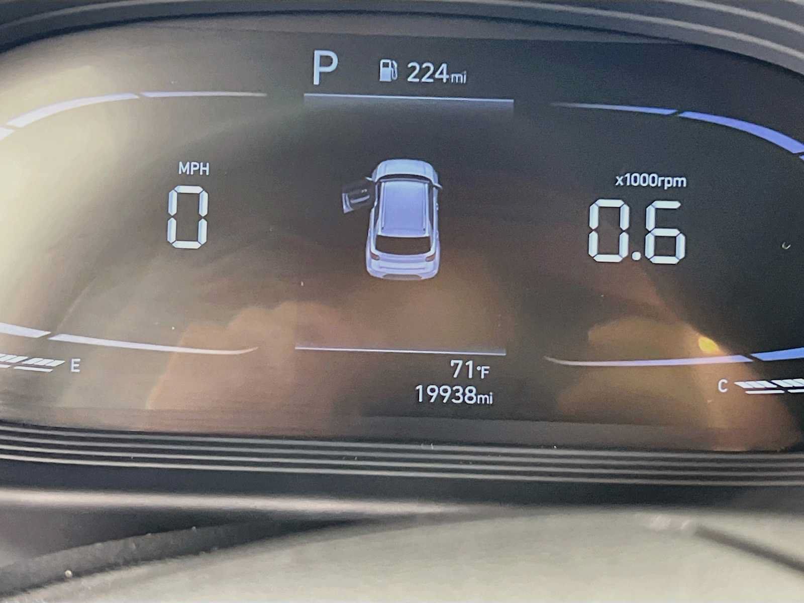Certified 2024 Hyundai Venue Limited FWD image 12