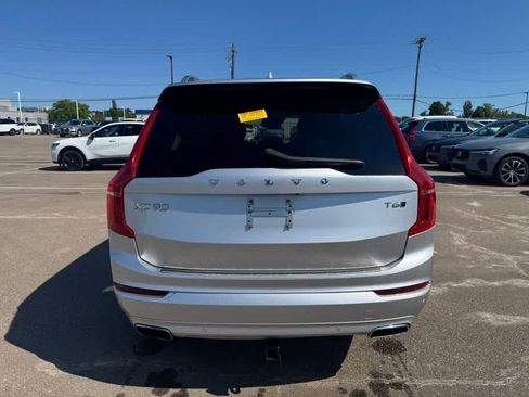 Used 2019 Volvo XC90 T6 Momentum w/ Protection Package Premier AWD/4WD image 6