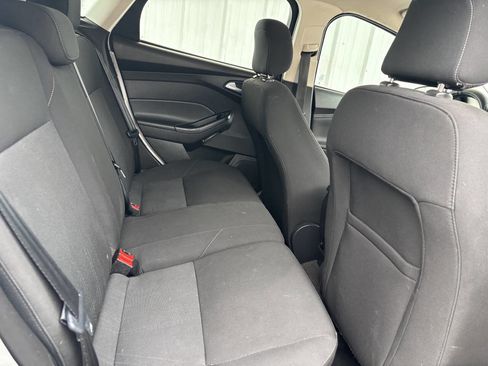 Used 2018 Ford Focus SE image 15