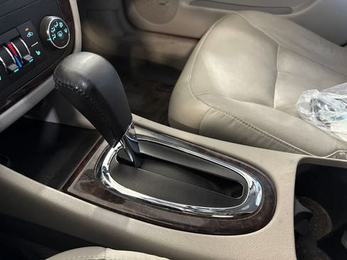 Used 2014 Chevrolet Impala LTZ FWD image 29