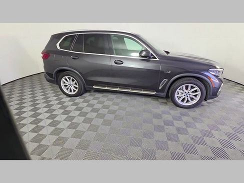 Used 2022 BMW X5 xDrive45e w/ Premium Package image 35