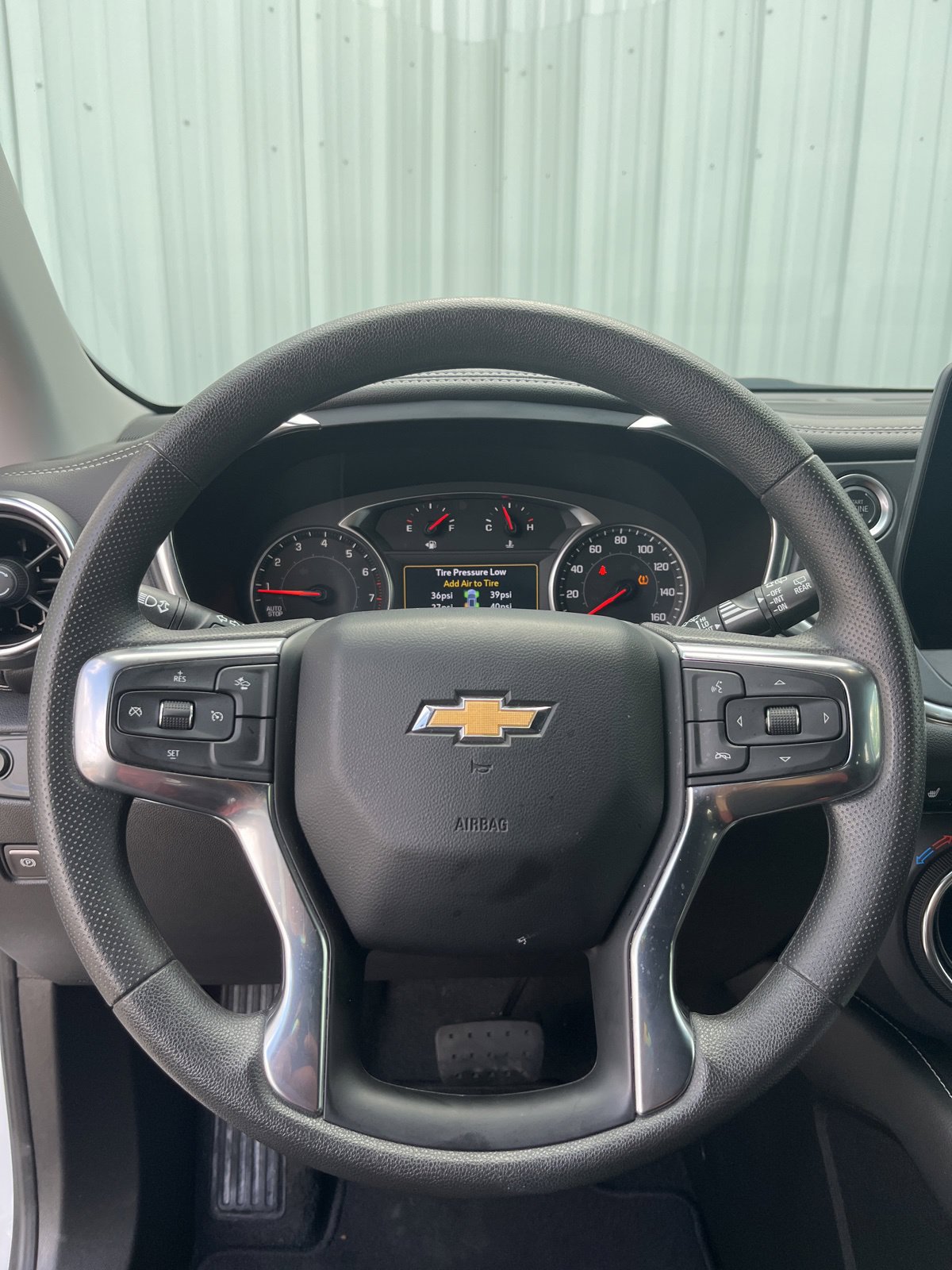 Used 2025 Chevrolet Blazer LT FWD image 11