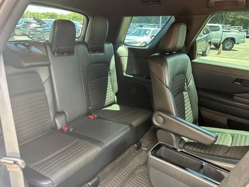 Used 2024 Nissan Pathfinder Rock Creek AWD/4WD image 15
