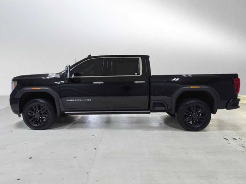 Used 2023 GMC Sierra 3500 Denali w/ Denali Black Diamond Edition image 6